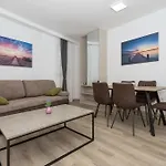 Beach Apartments Mara