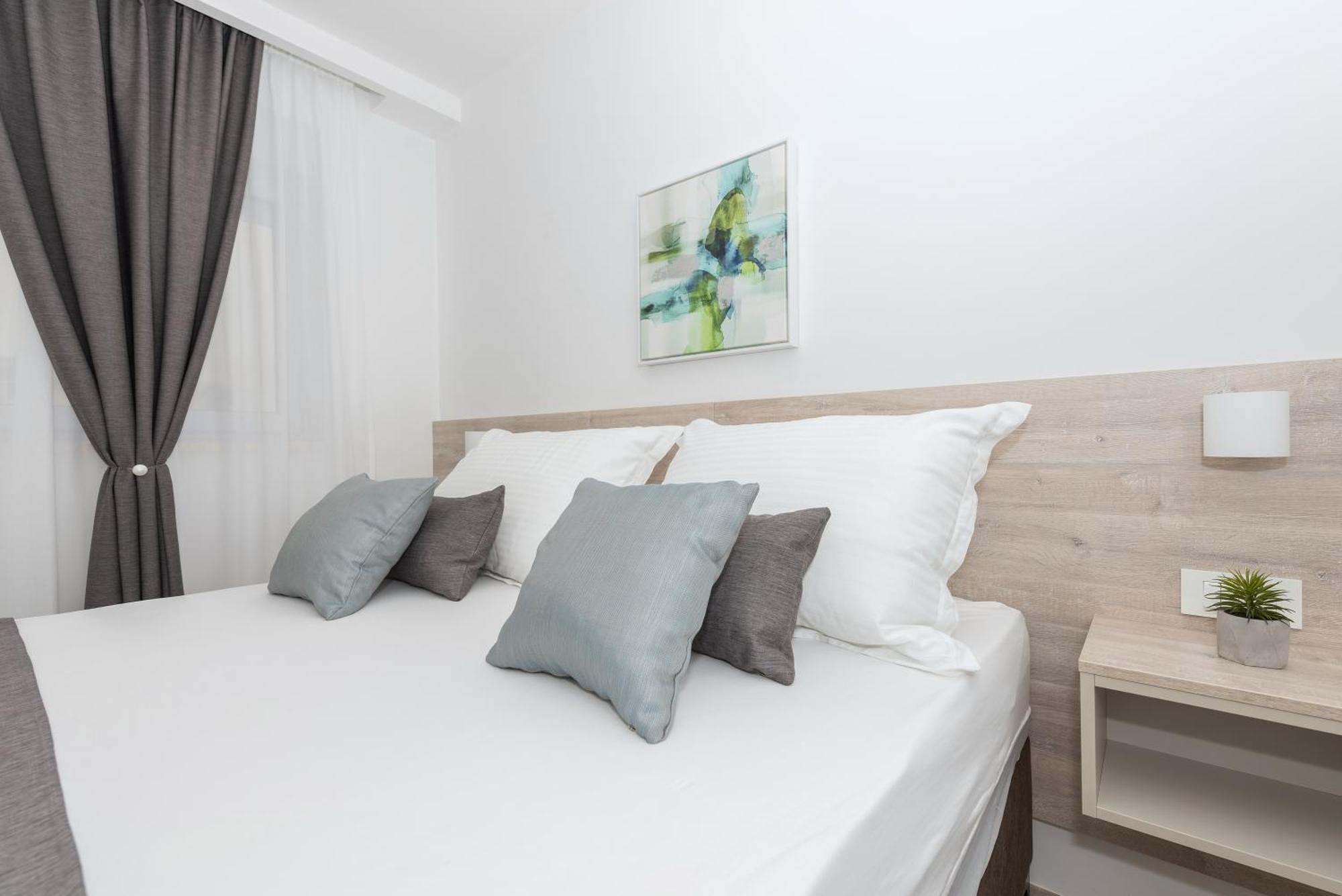 Apartment Mara Makarska