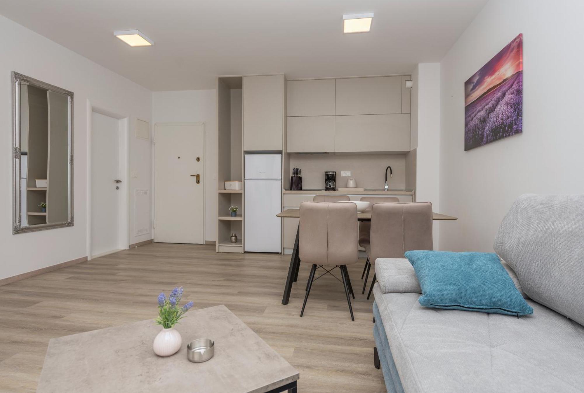 Mara Apartment *