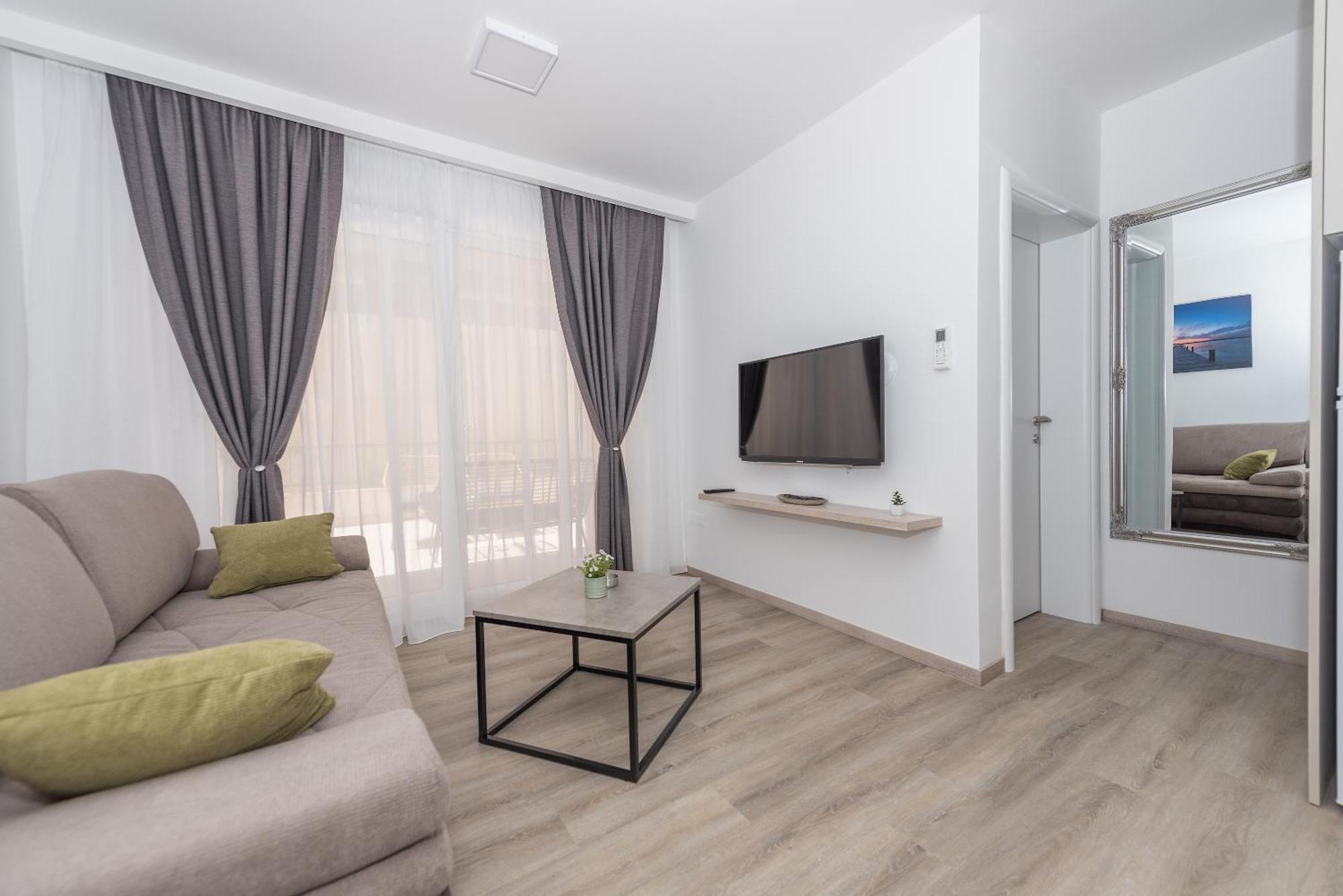 Mara Apartment