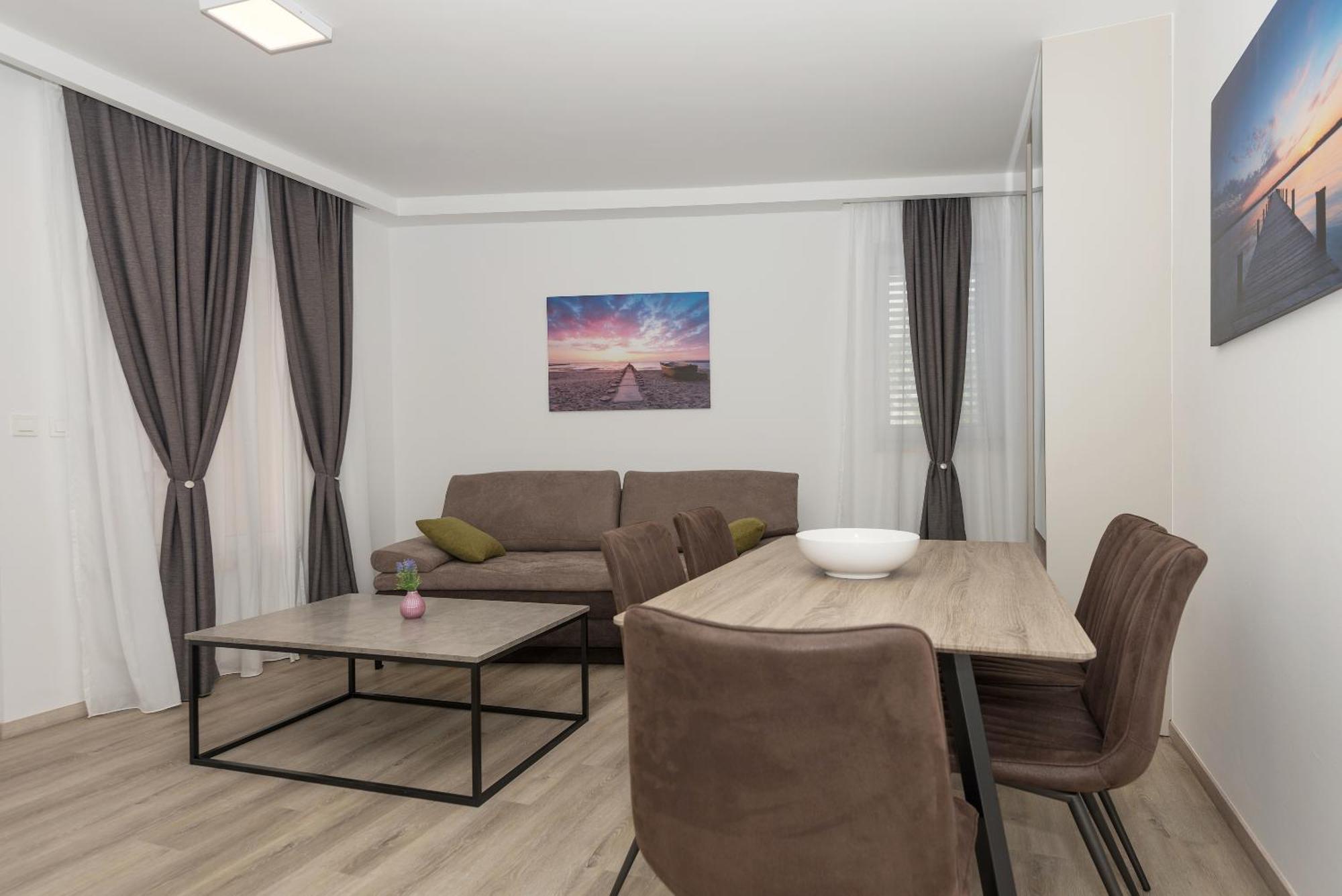 Apartment Mara *