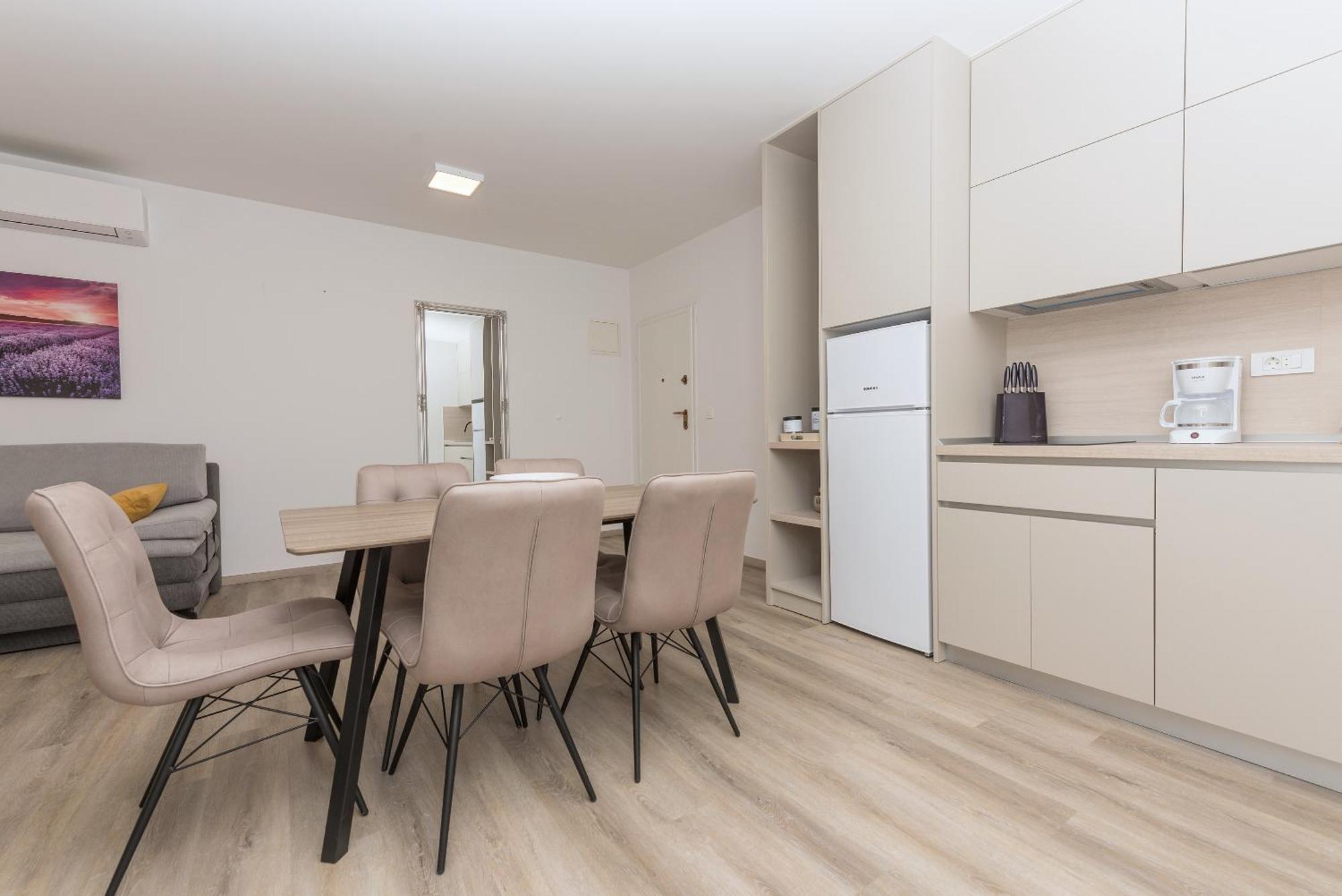Mara Apartment